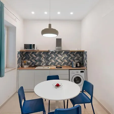 Domus Vesuvii Apartment *